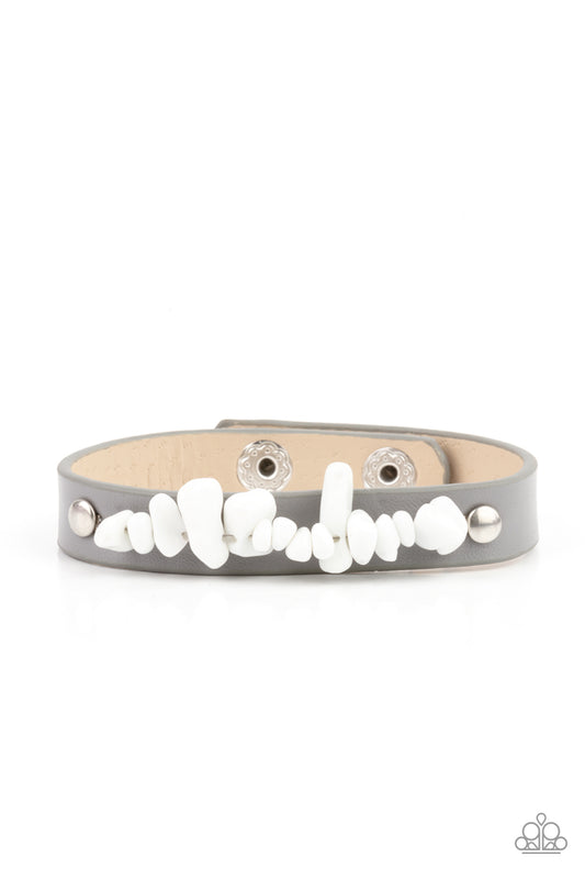 Paparazzi - Pebble Paradise - Silver Bracelet