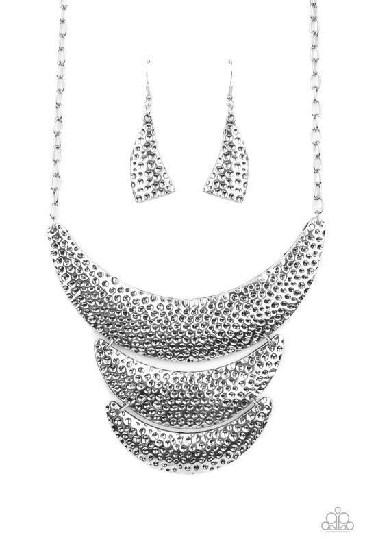 Paparazzi - Moonwalk Magic - Silver Necklace