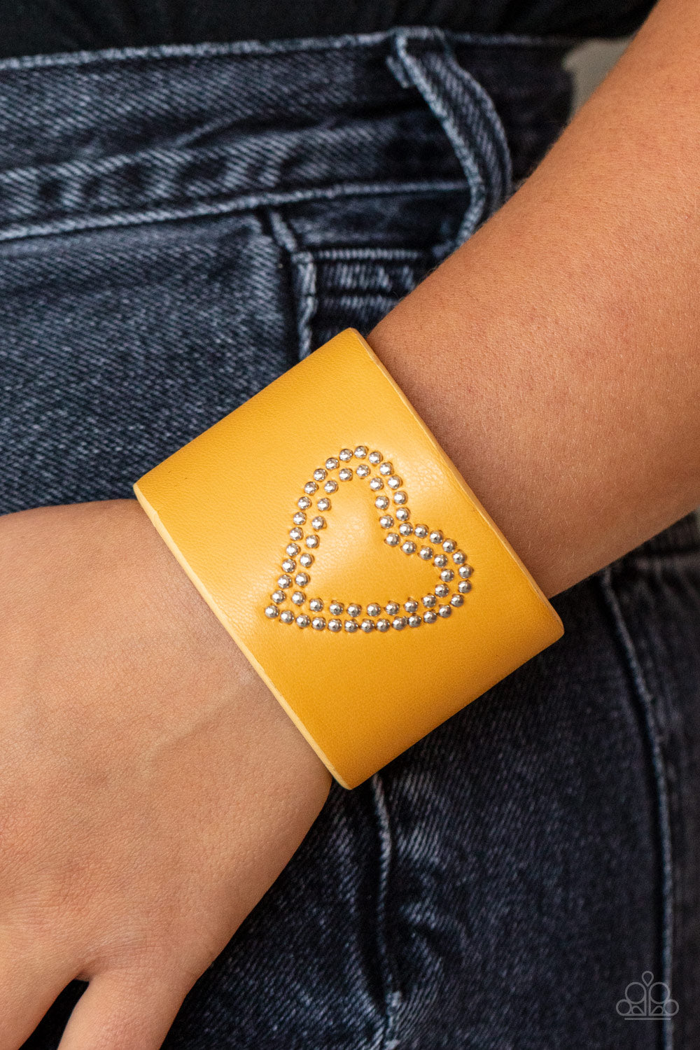 Paparazzi - Rodeo Romance - Yellow Bracelet