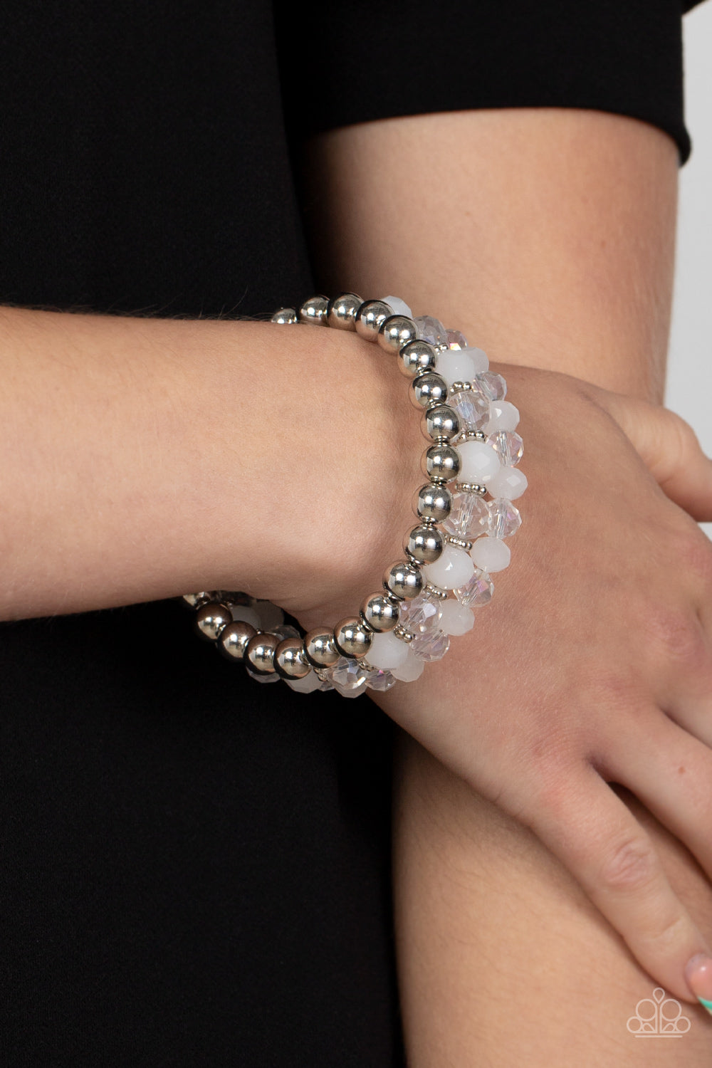 Paparazzi - Gimme Gimme - White Stretchy Bracelet