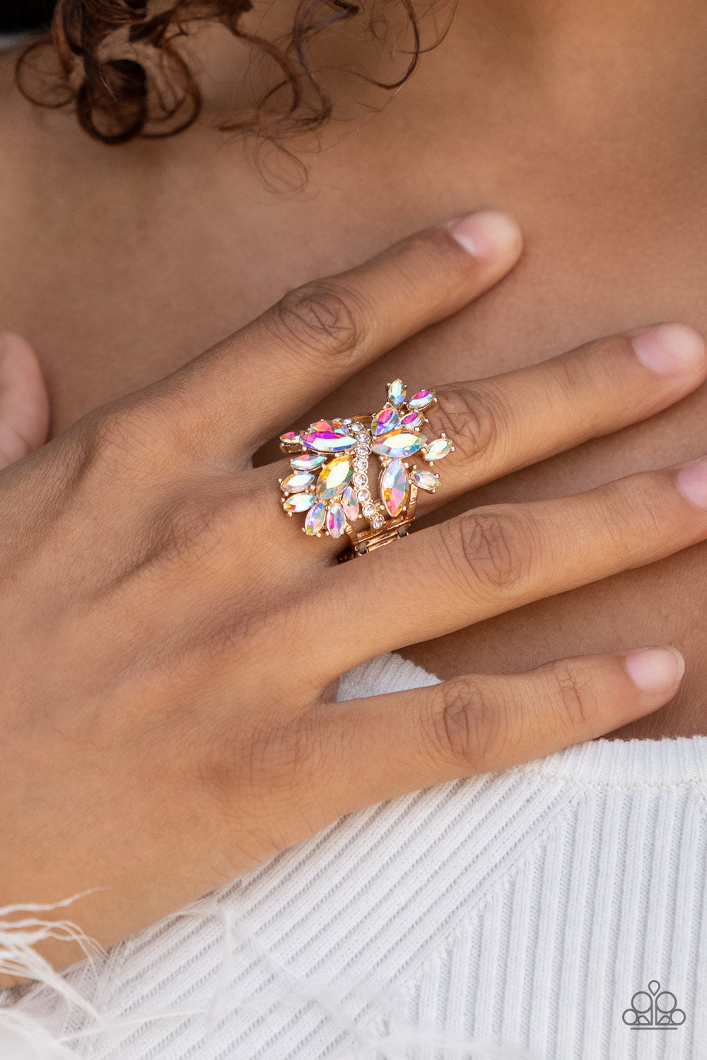 Paparazzi - Flauntable Flare - Gold Ring