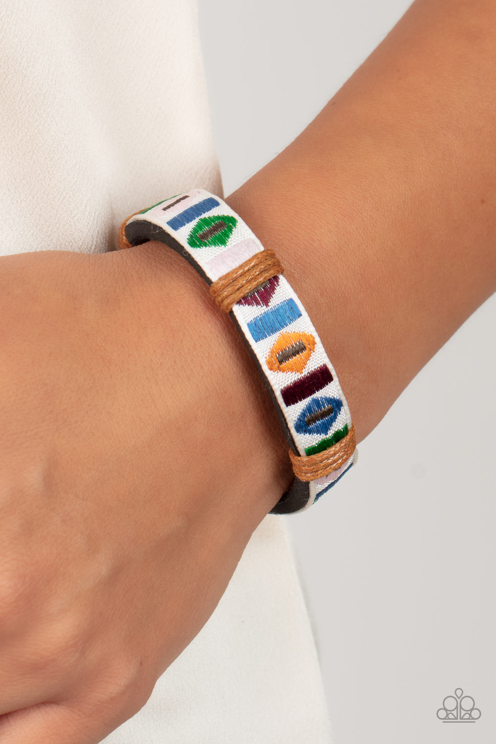 Paparazzi - Textile Trendsetter - Multi Bracelet