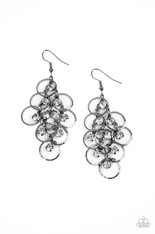 Paparazzi - Head Rush - Black Earrings