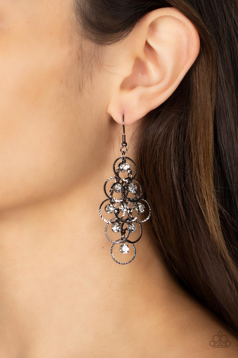 Paparazzi - Head Rush - Black Earrings