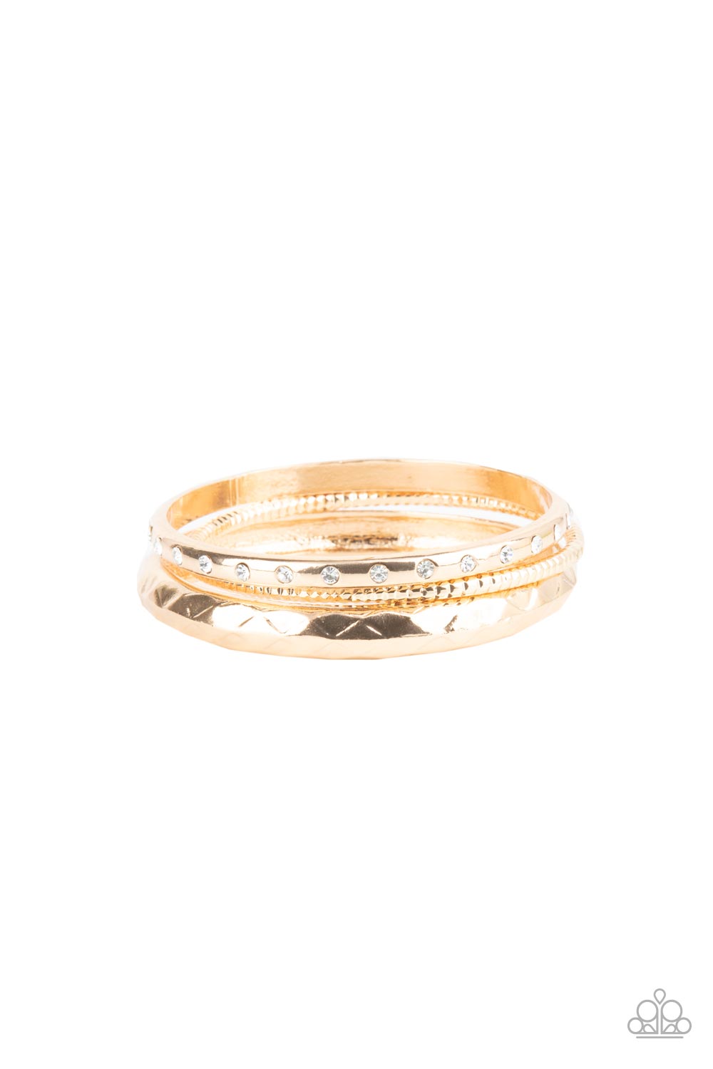 Paparazzi - Confidently Curvaceous - Gold Bracelet