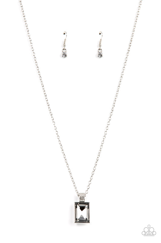 Paparazzi - Understated Dazzle - Silver Necklace