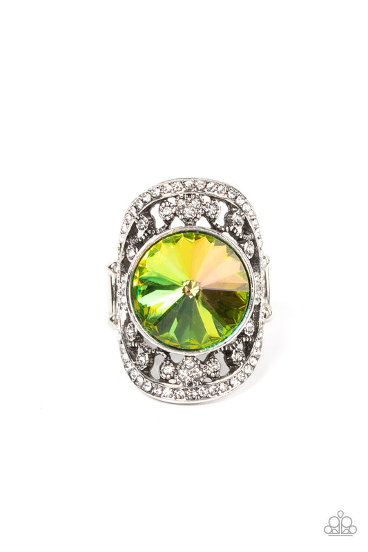 Paparazzi - Galactic Garden - Green Ring