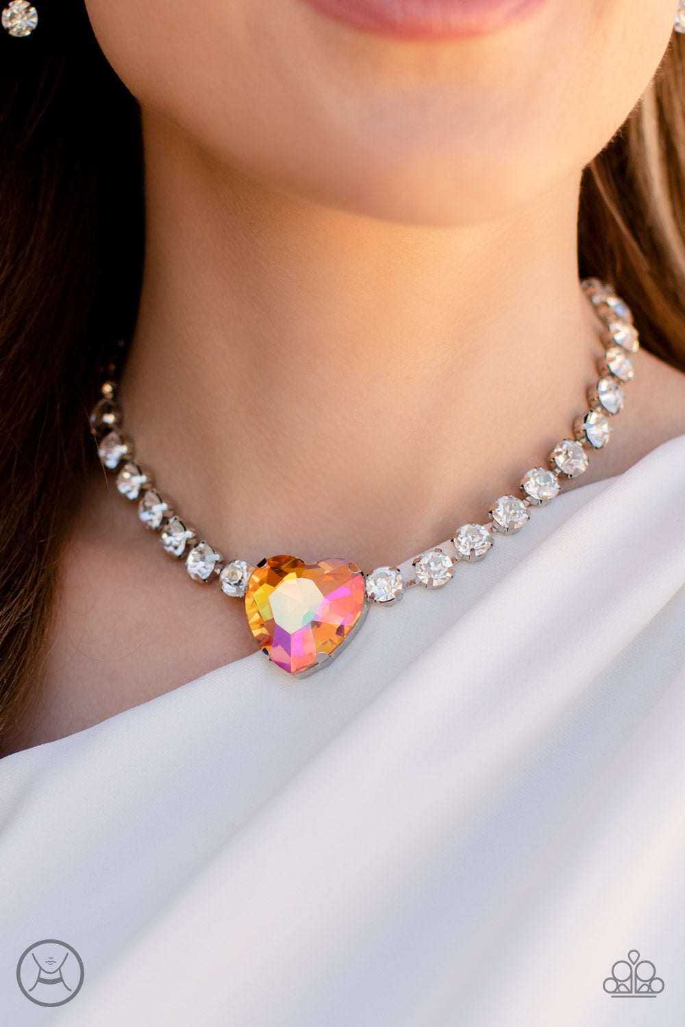 Paparazzi- Heart in My Throat - Orange Necklace