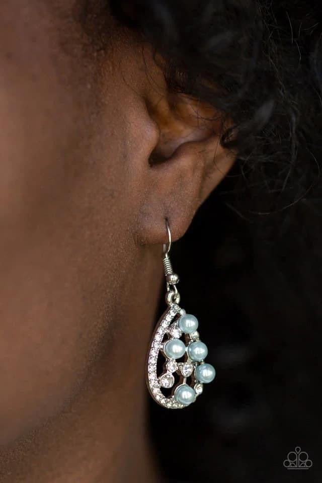 Paparazzi - Fabulously Wealthy - Blue Earrings