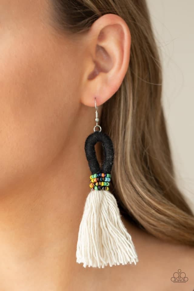 Paparazzi - The Dustup - Black Earrings