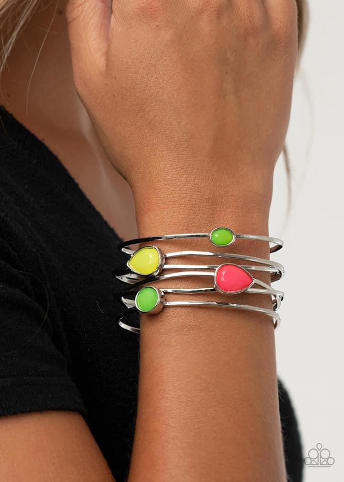 Paparazzi- Fashion Frenzy - Multi Bracelet